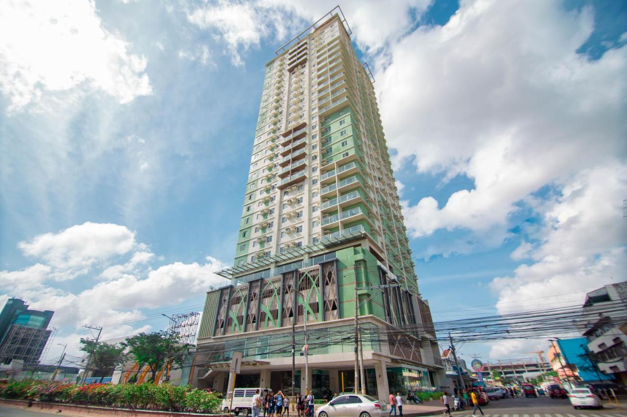 Migas Haven At Sunvida Tower Across Sm City Cebú Exterior foto